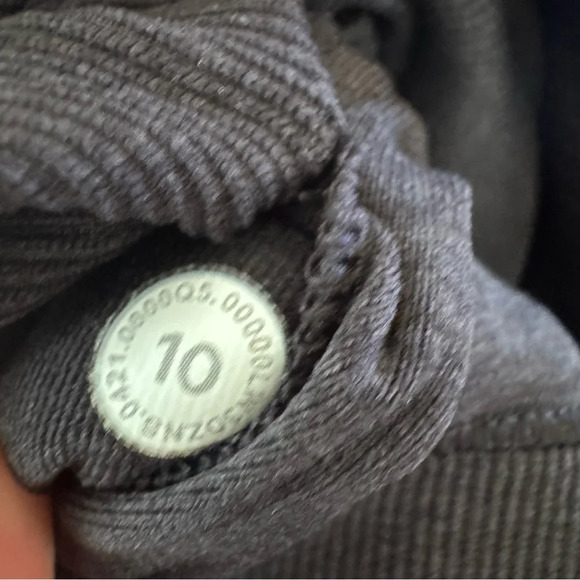 Lululemon Ebb to Street Long Sleeve Shirt
Rib Map Black /Graphite Grey Size: 10 - Picture 7 of 7